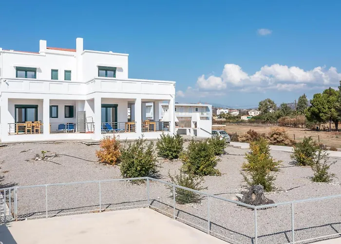Kelly\'S Beach House 1