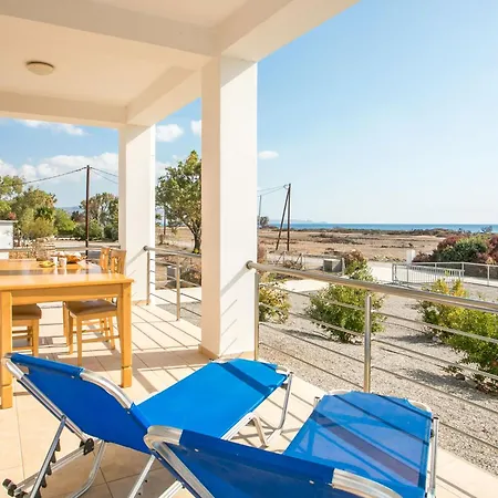 Kelly'S Beach House 1 Gennadi Exterior photo